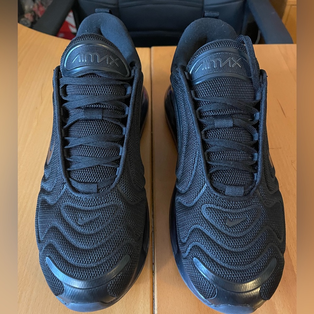 Nike Air Max 720 Triple Black sz. 10.5